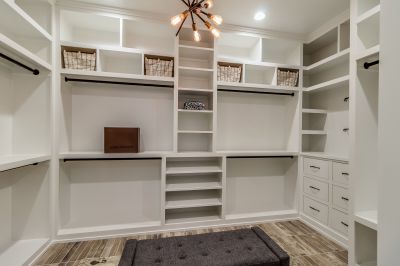 Walk-in Closet Fit-Out